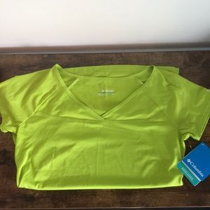 NWT Columbia vista ridge tee